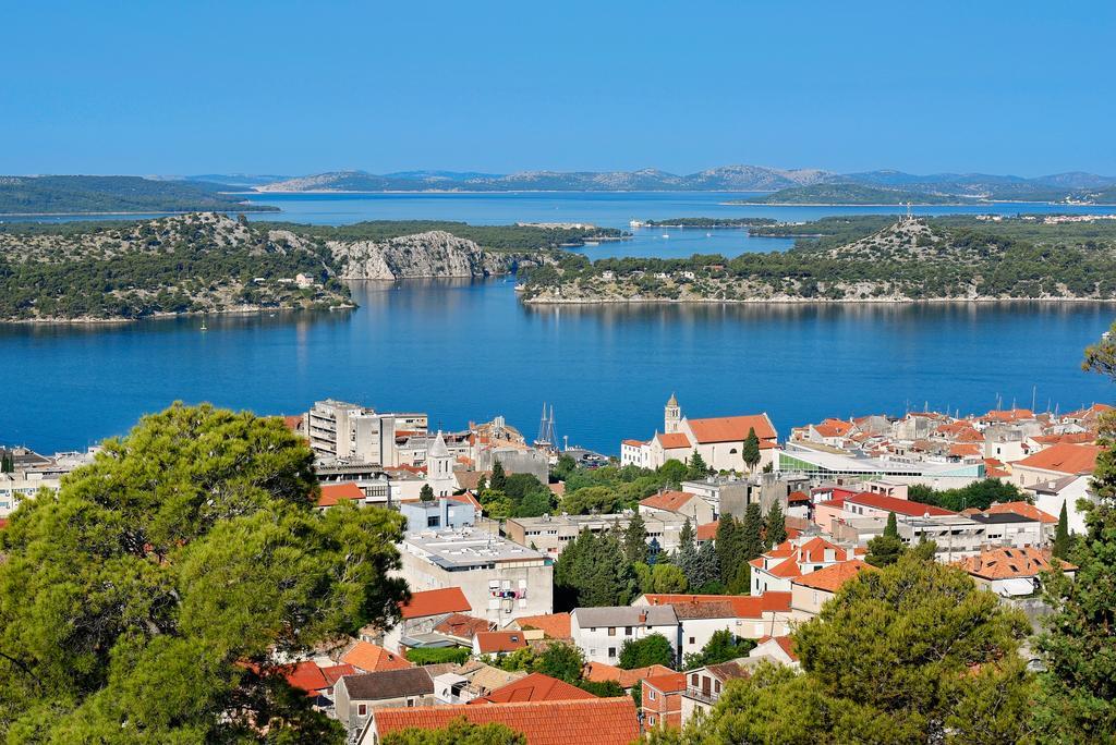 Apartments Loriana Šibenik Exteriör bild
