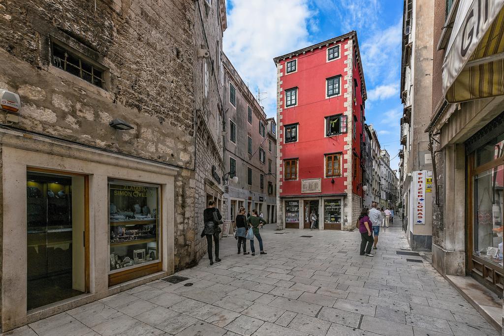 Apartments Loriana Šibenik Exteriör bild